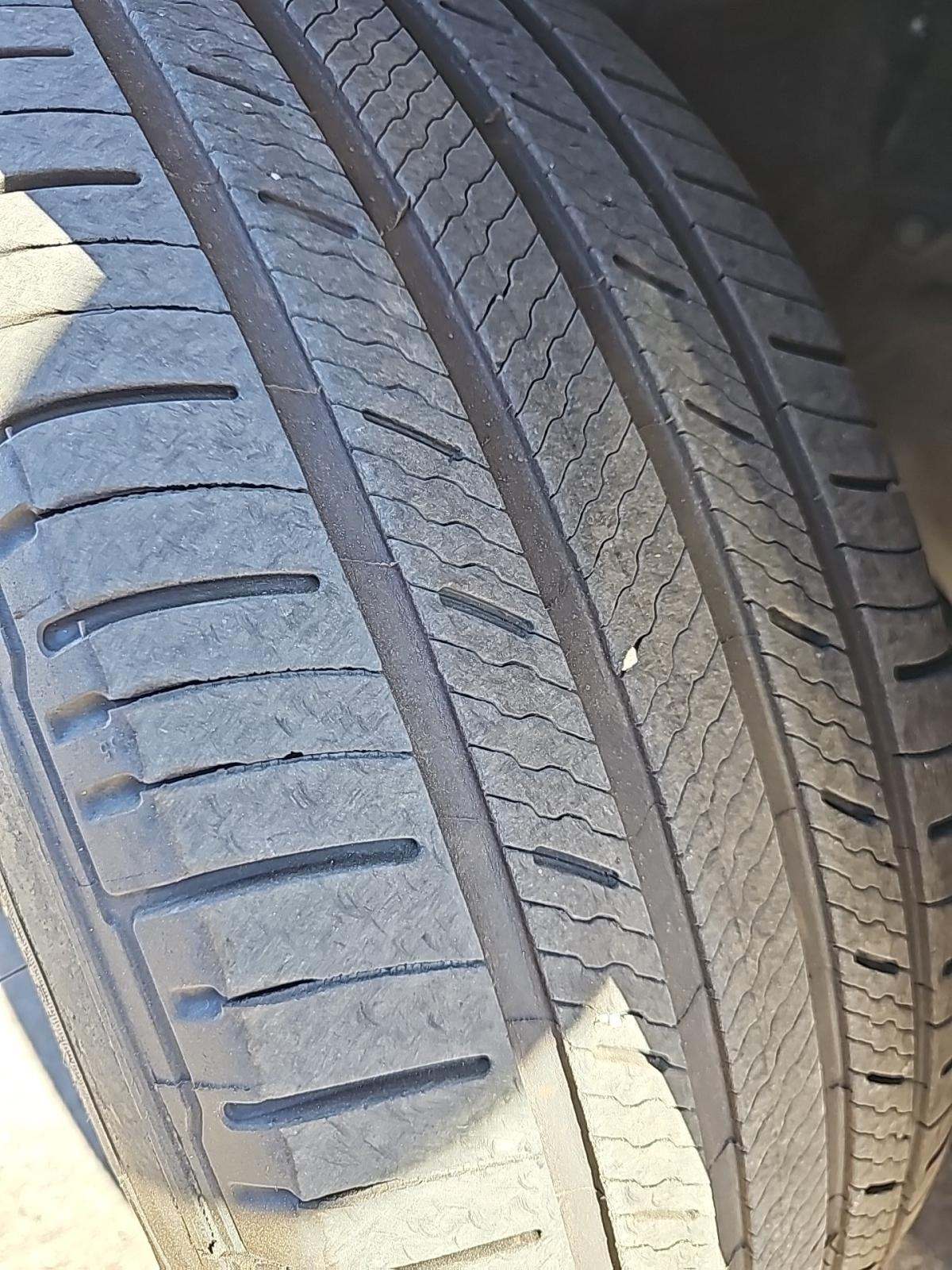 2020 Toyota Highlander XLE FWD