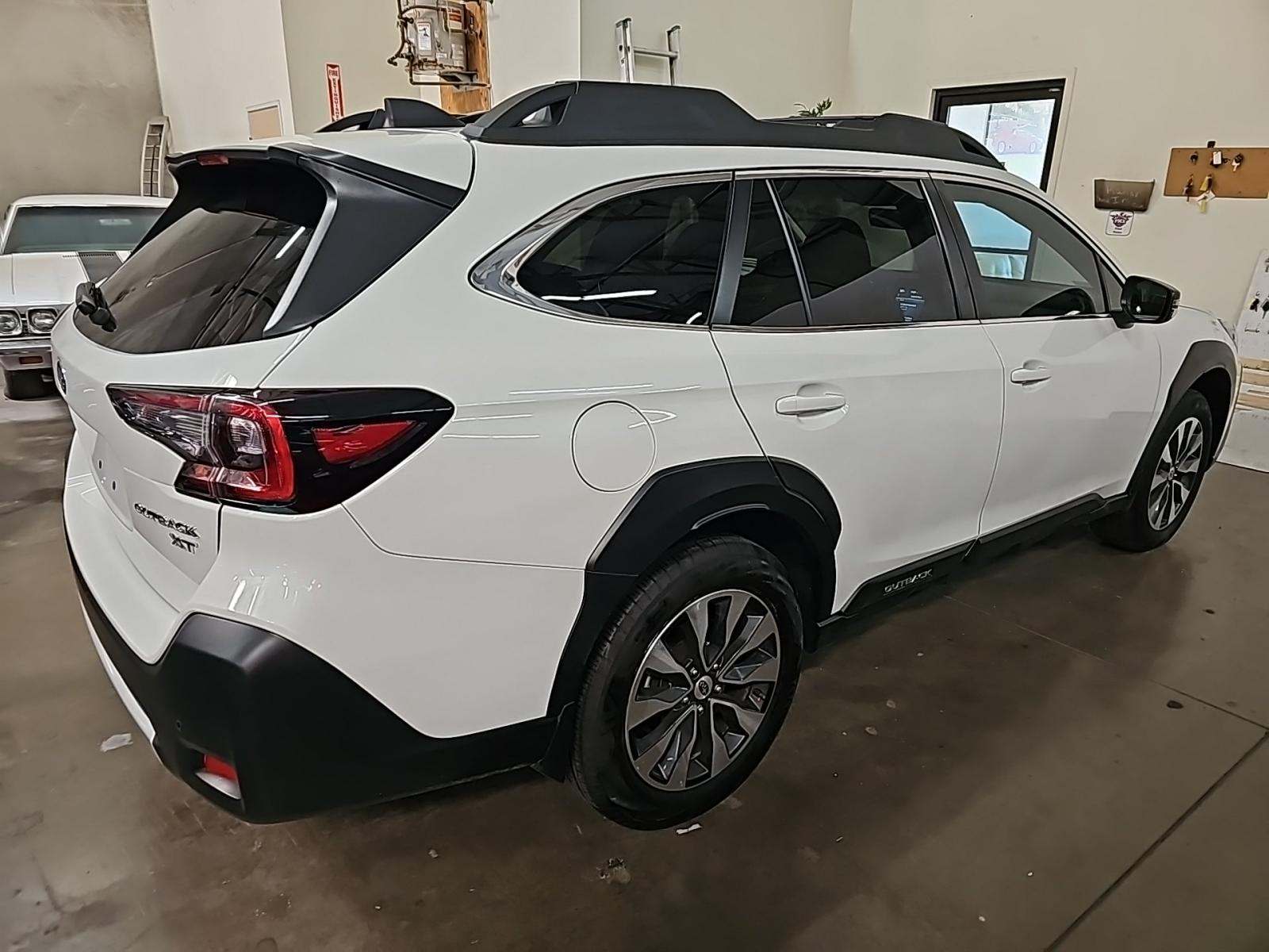 2023 Subaru Outback Limited XT AWD