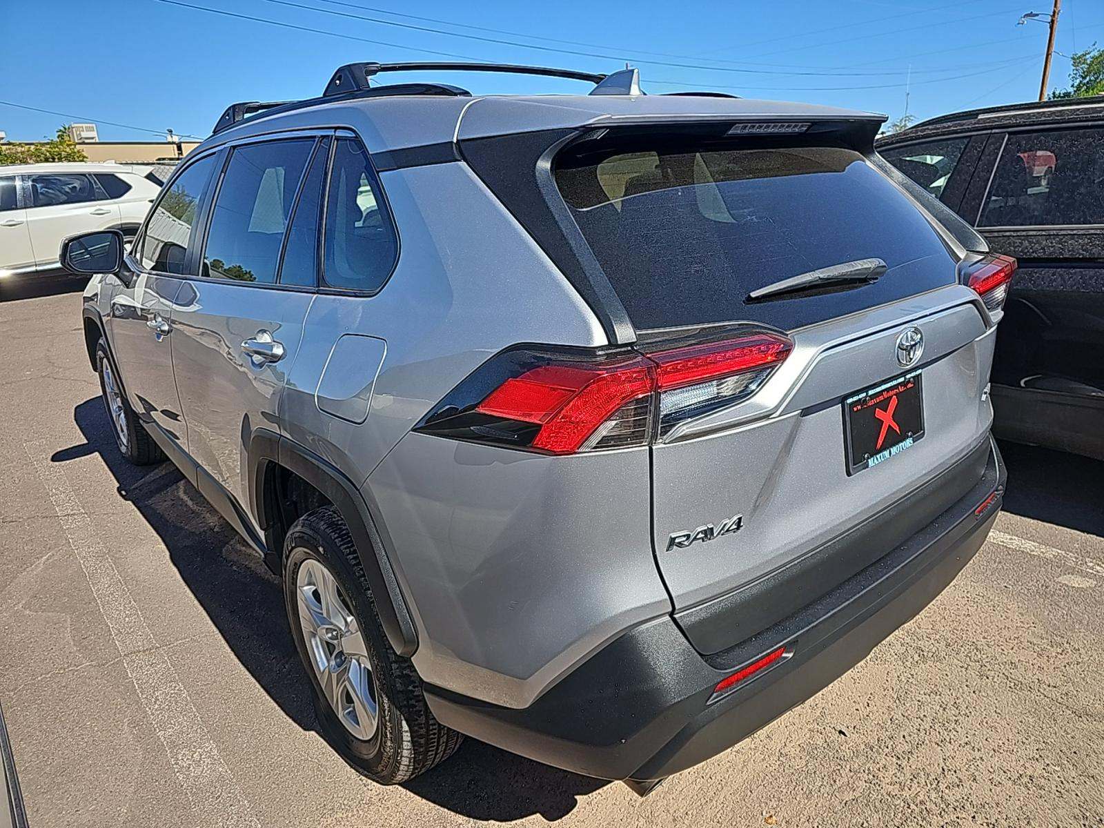 2020 Toyota RAV4 XLE FWD