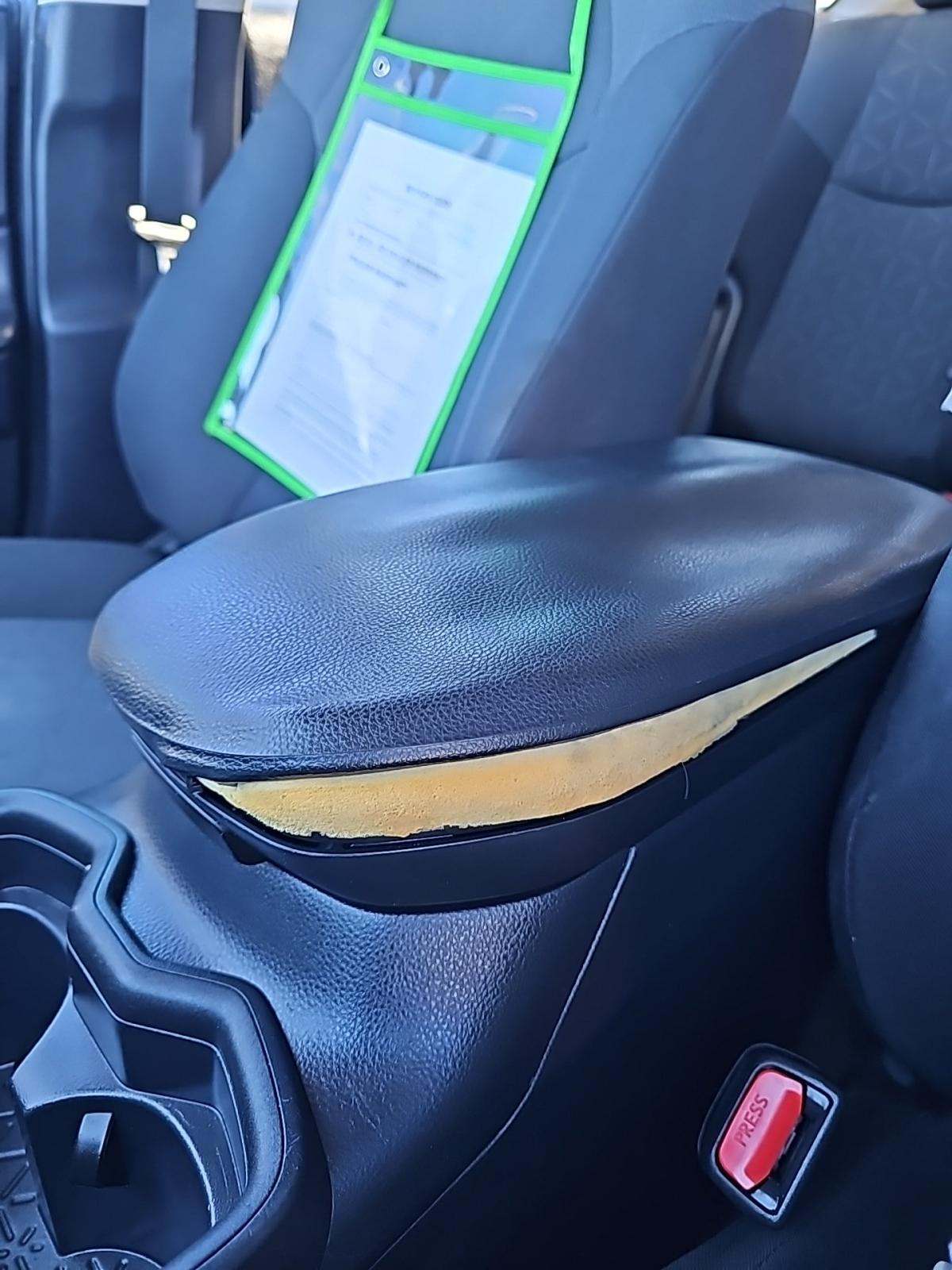 2020 Toyota RAV4 XLE FWD