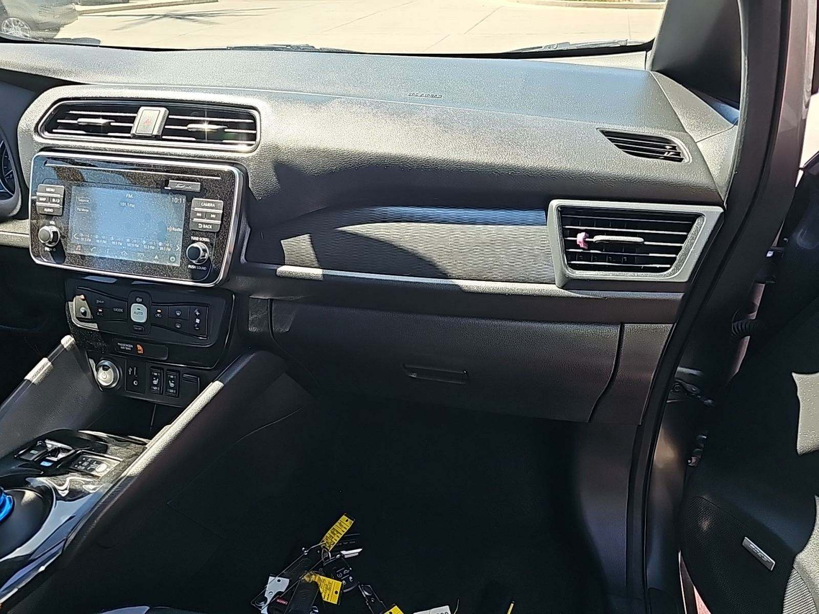 2019 Nissan LEAF SL FWD