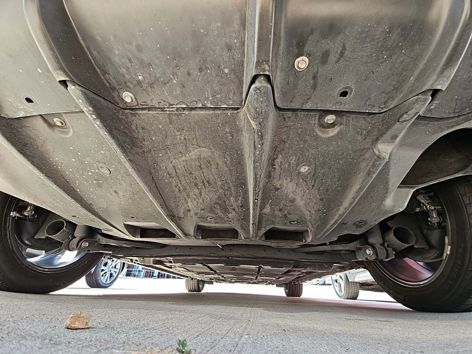 2019 Nissan LEAF SL FWD