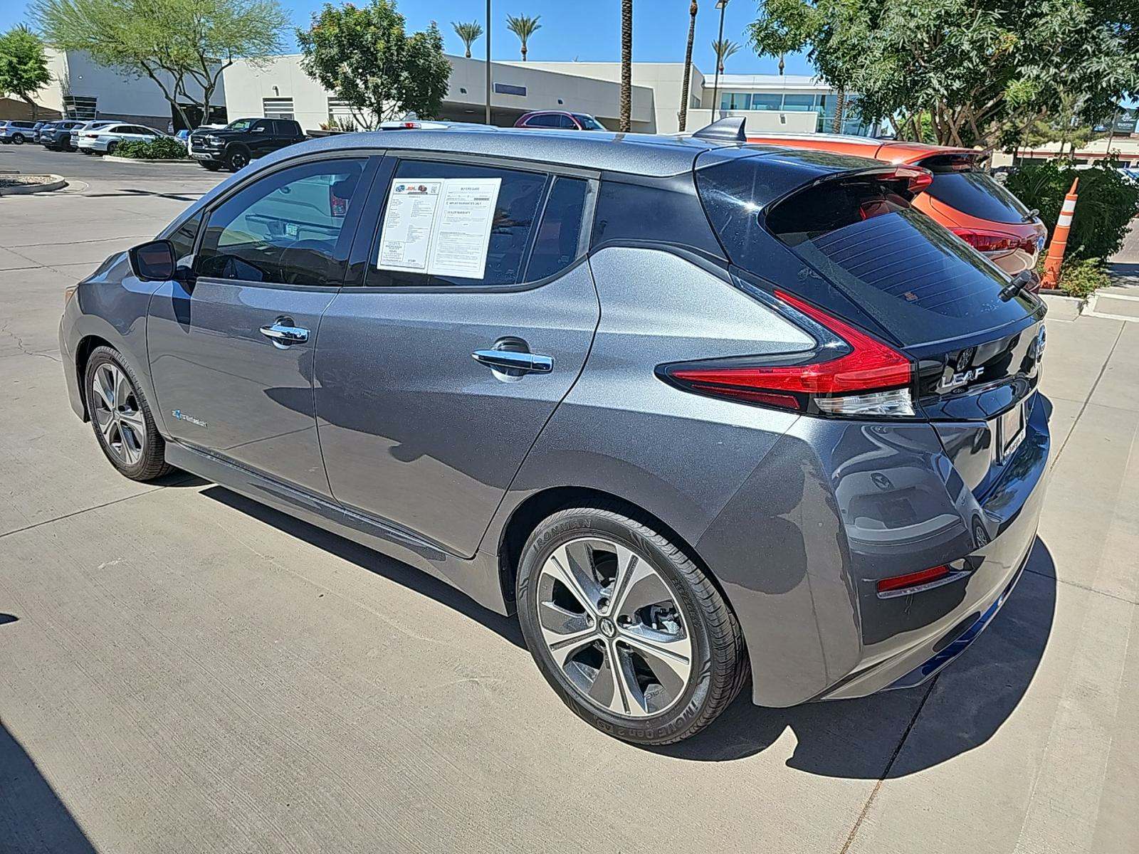 2019 Nissan LEAF SL FWD