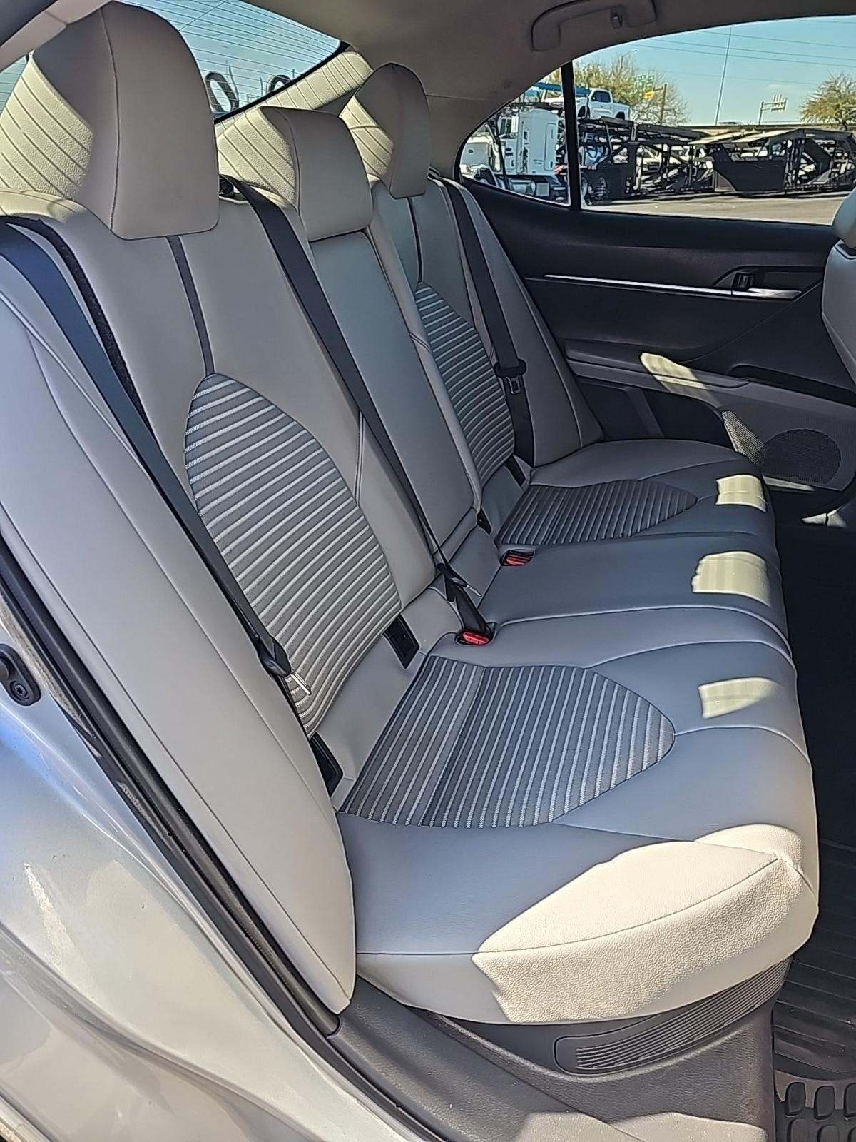 2023 Toyota Camry Hybrid SE FWD