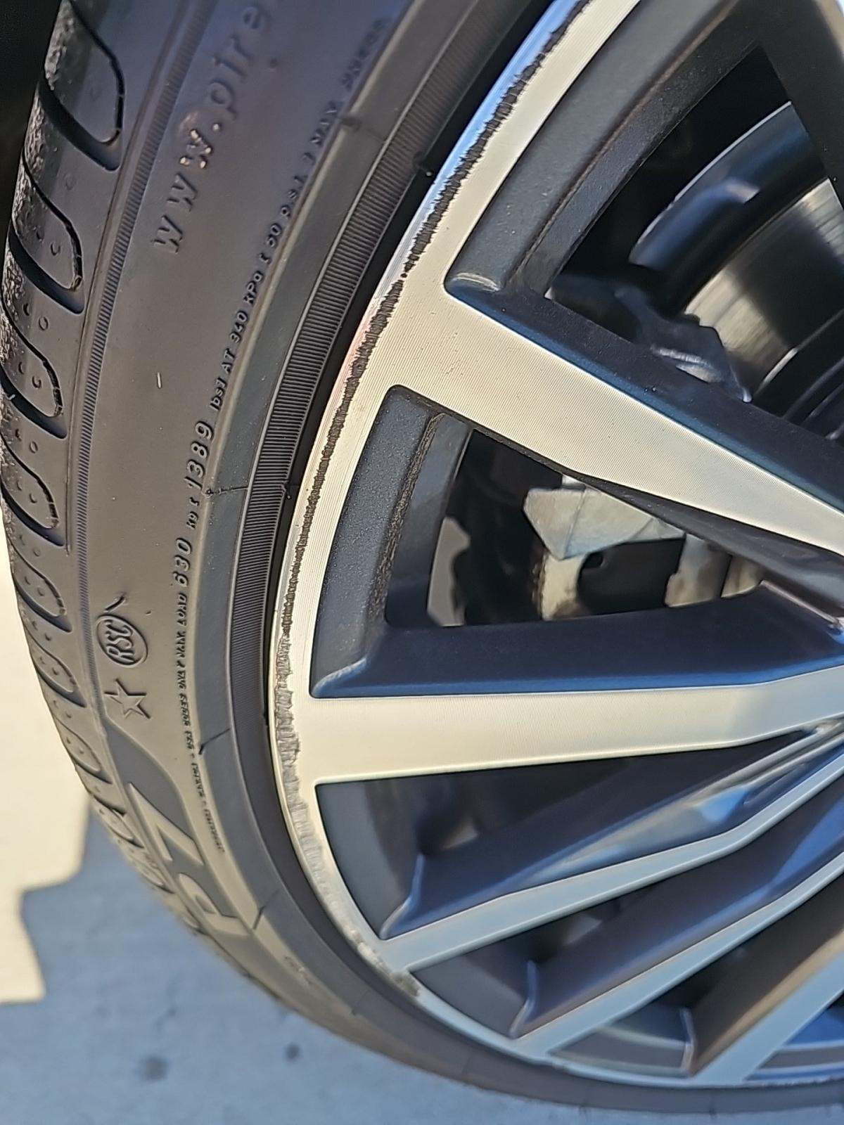 2022 BMW 2 Series 228i FWD