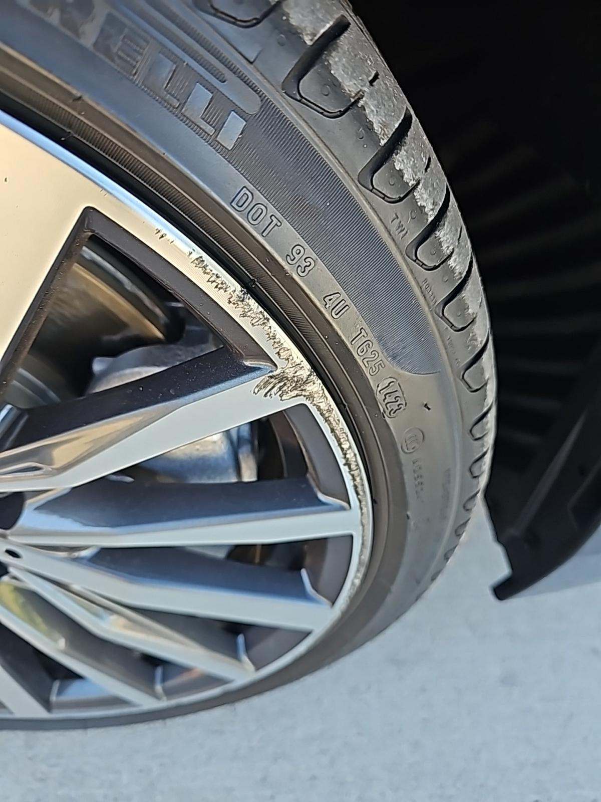 2022 BMW 2 Series 228i FWD