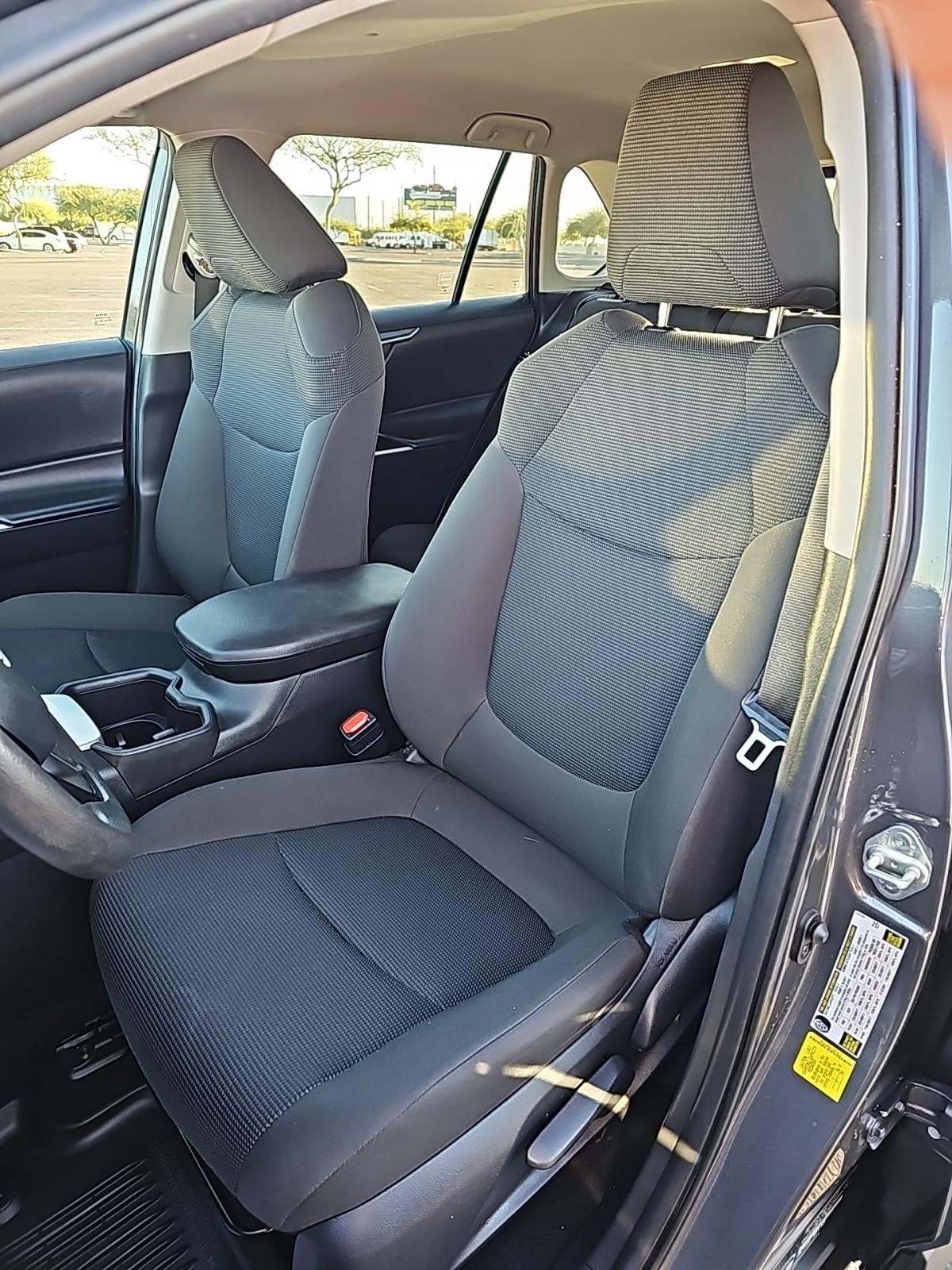 2024 Toyota RAV4 LE AWD