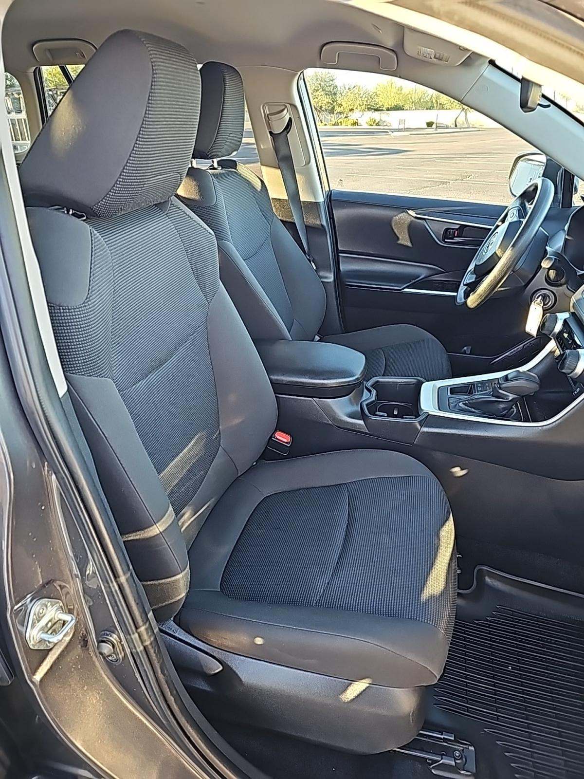 2024 Toyota RAV4 LE AWD