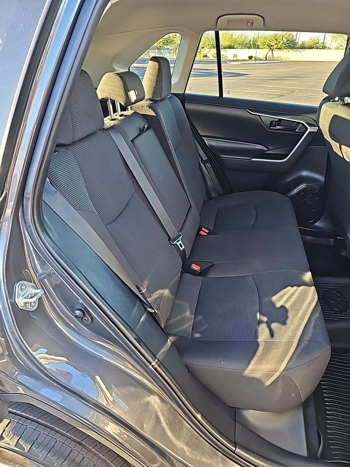 2024 Toyota RAV4 LE AWD