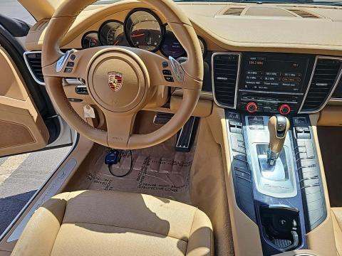 2011 Porsche Panamera 4 AWD