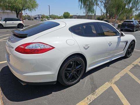 2011 Porsche Panamera 4 AWD
