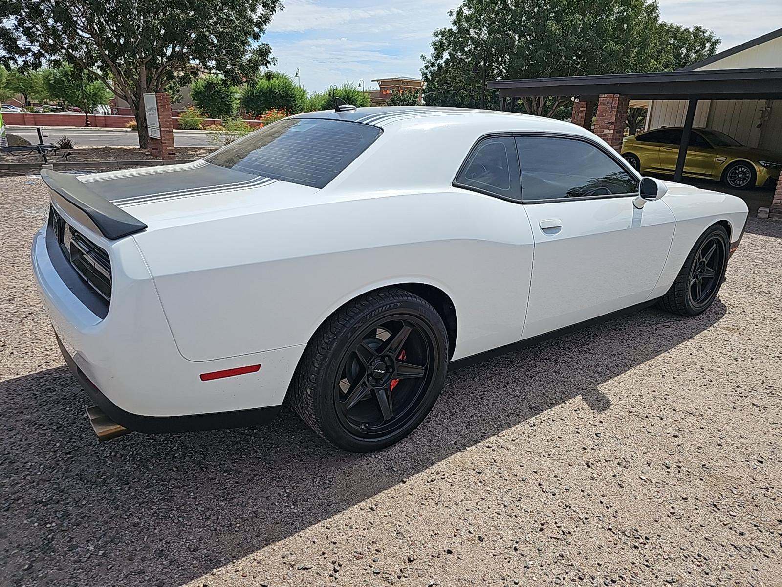 DODGE CHALLENGER - 3