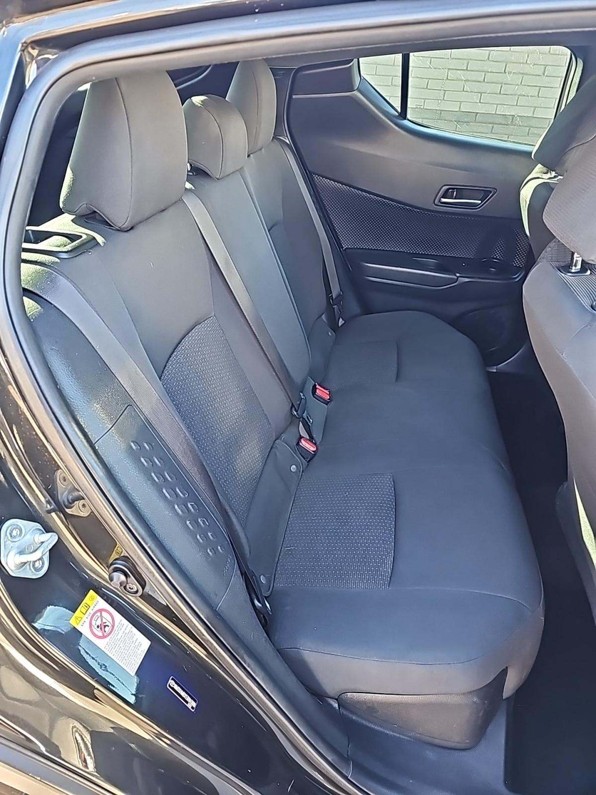 2018 Toyota C-HR XLE Premium FWD