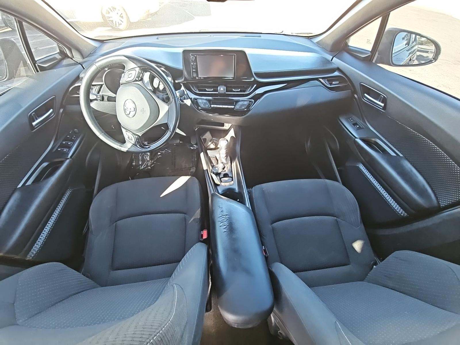 2018 Toyota C-HR XLE Premium FWD