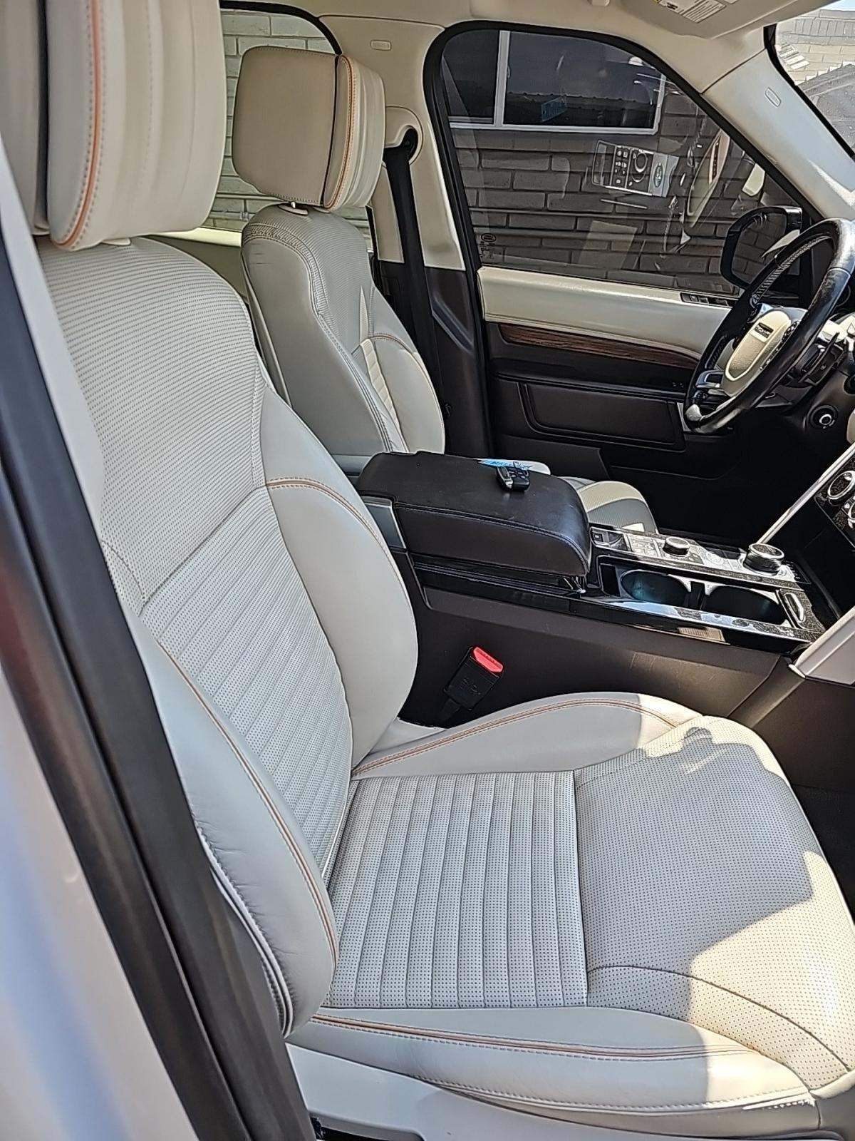 2017 Land Rover Discovery HSE Luxury AWD
