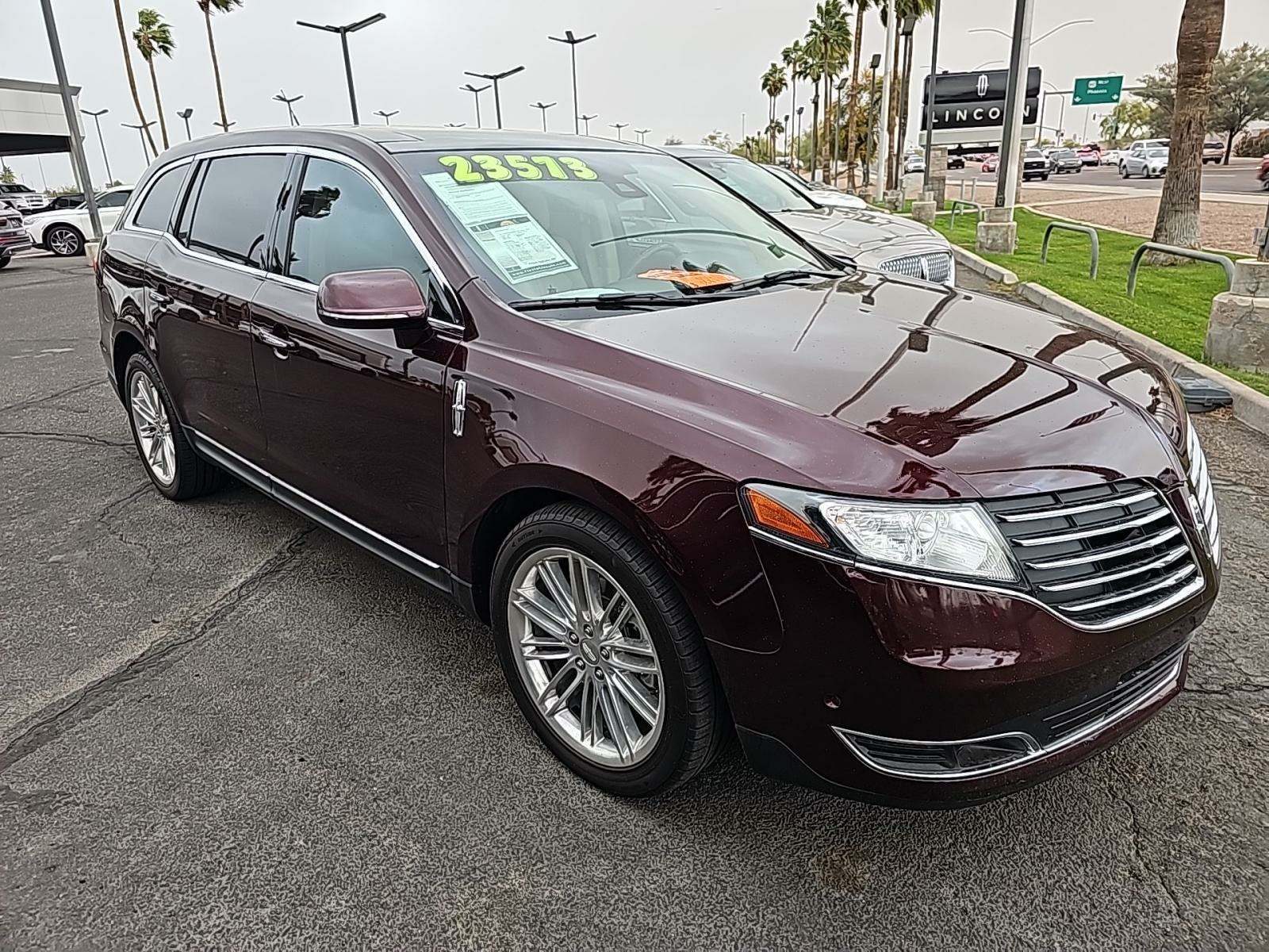 2019 Lincoln MKT Reserve AWD