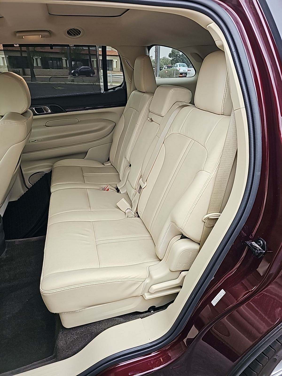 2019 Lincoln MKT Reserve AWD