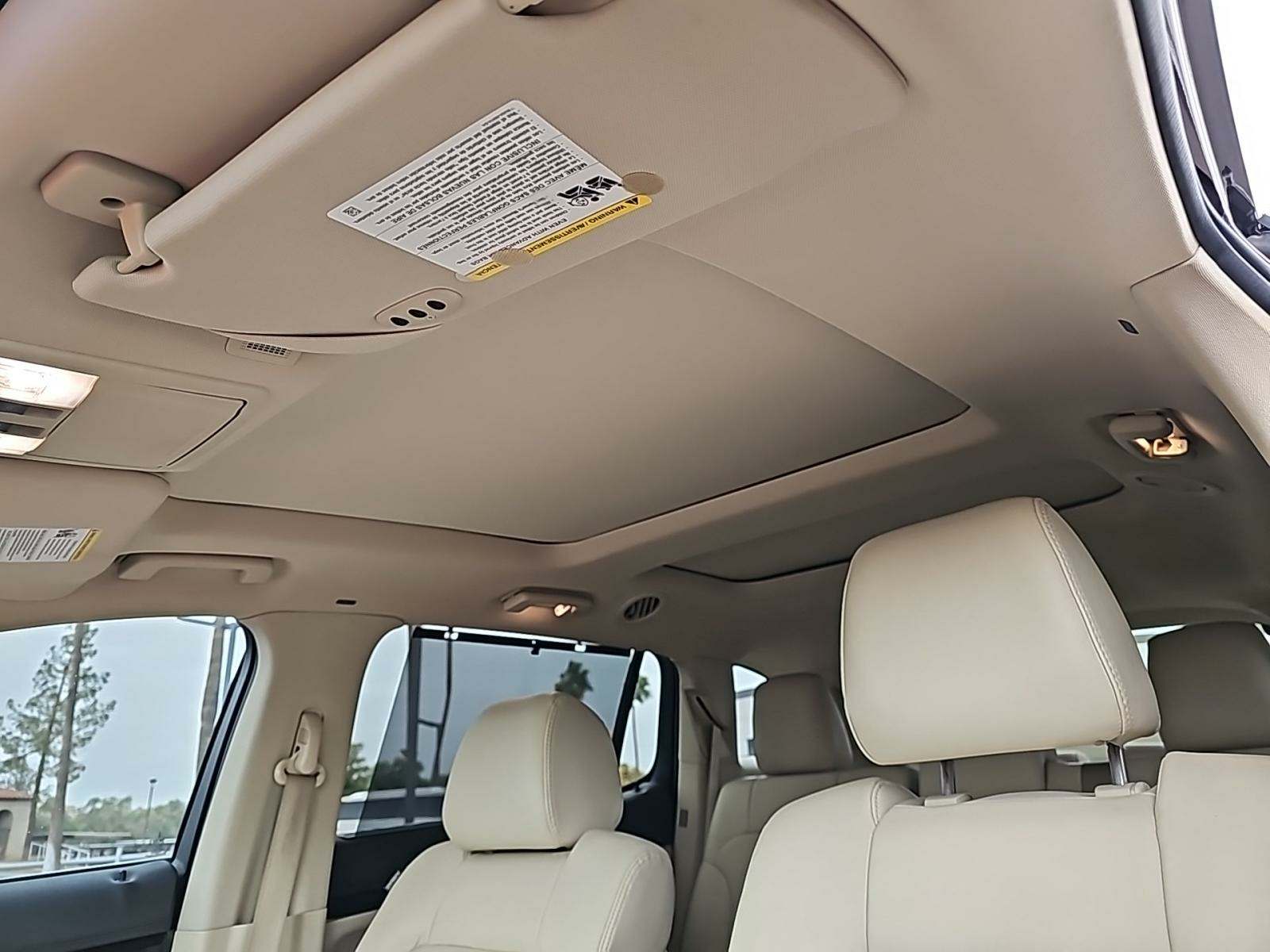 2019 Lincoln MKT Reserve AWD