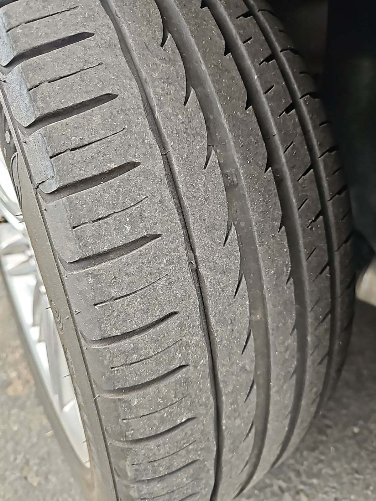 2019 Lincoln MKT Reserve AWD