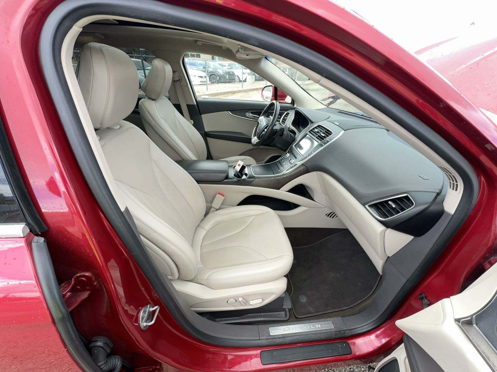 2020 Lincoln Nautilus Reserve FWD