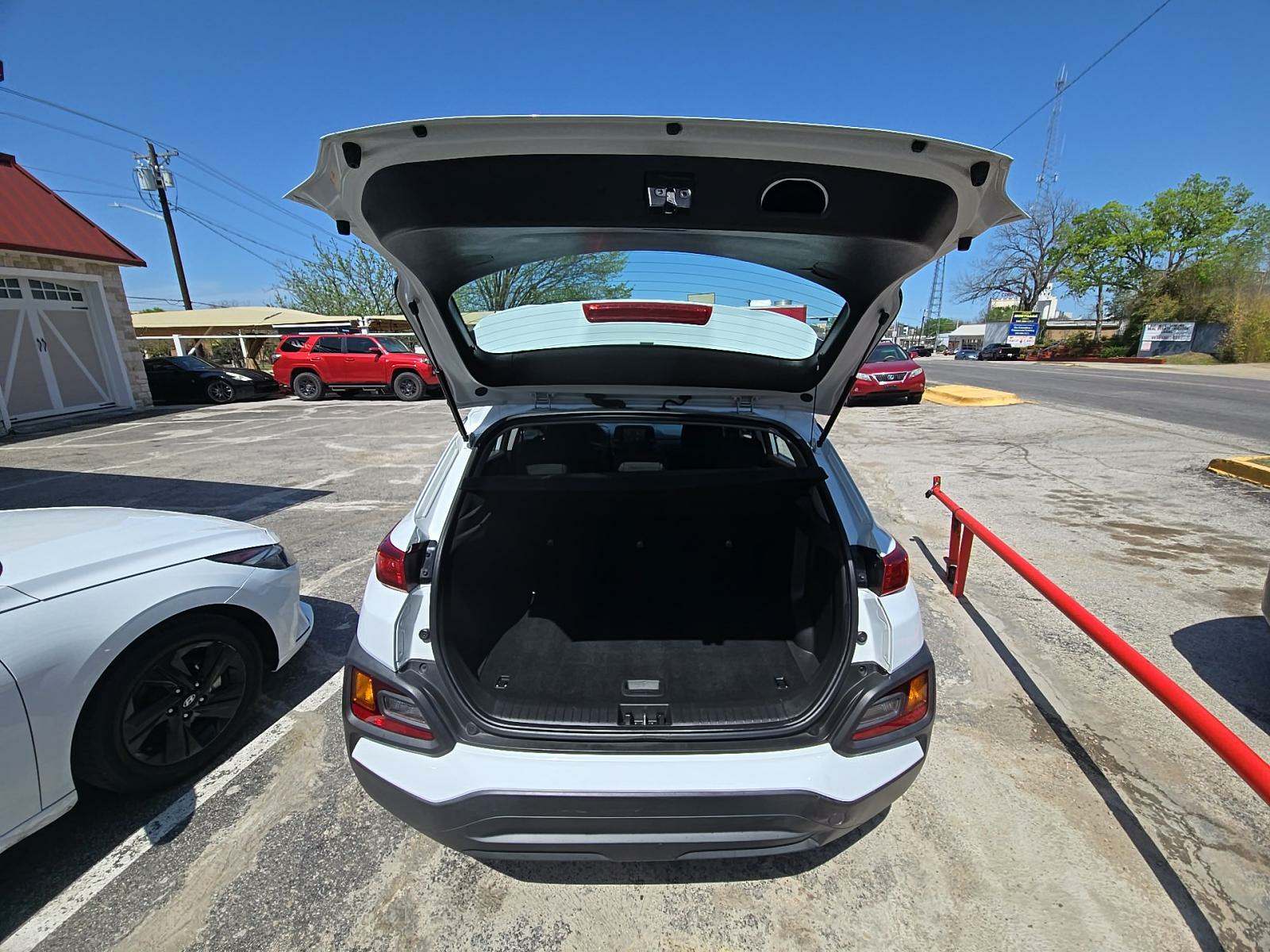 2020 Hyundai Kona SE FWD