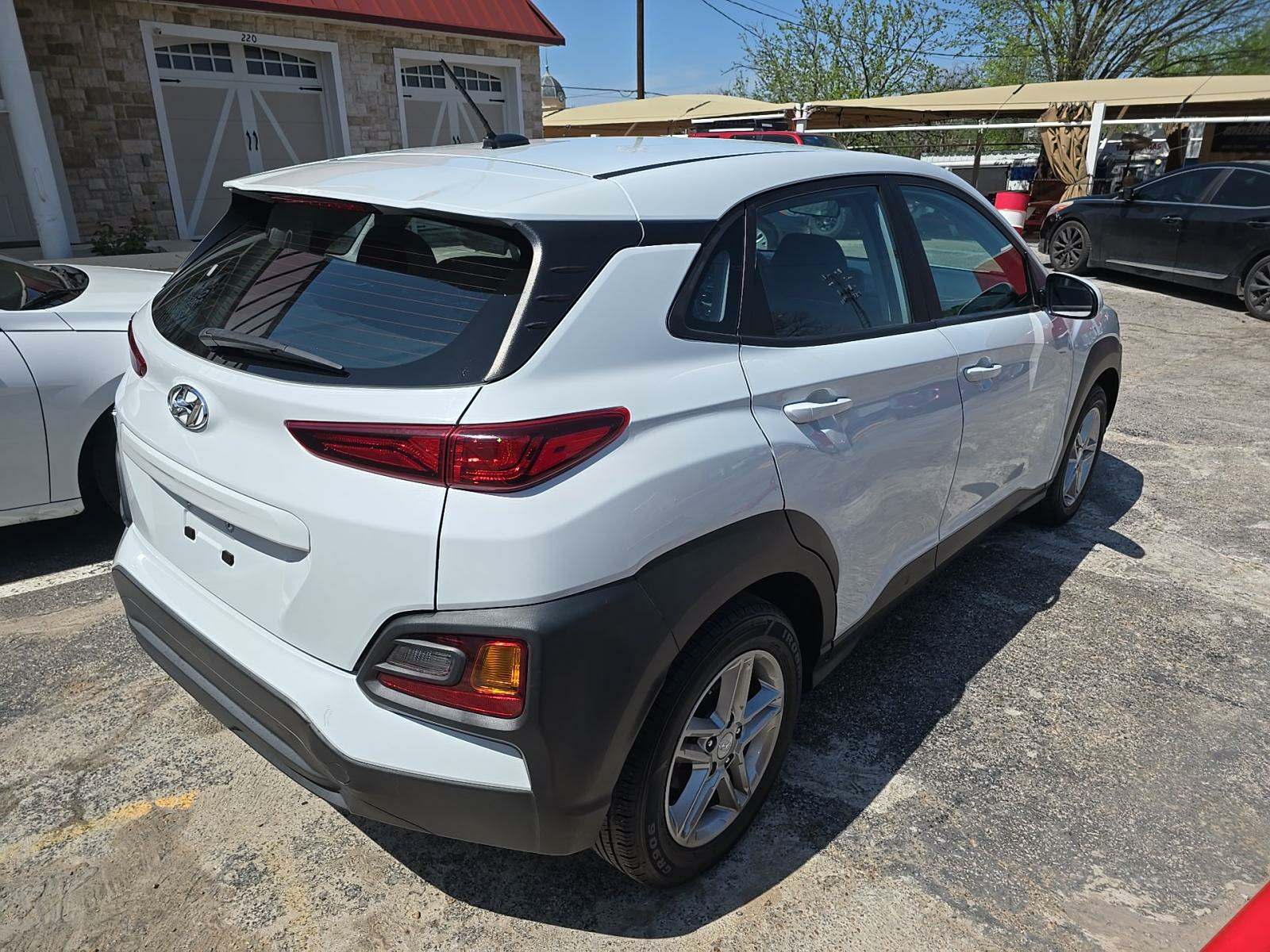 2020 Hyundai Kona SE FWD