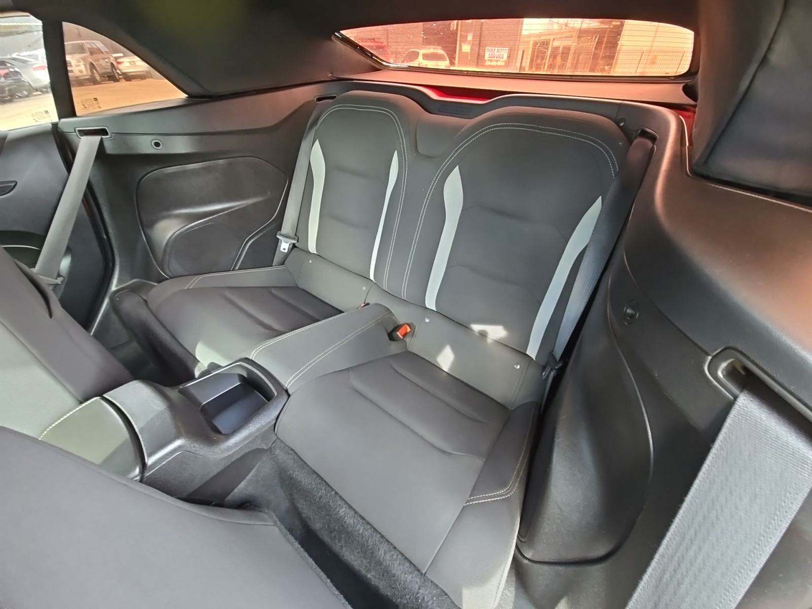 2018 Chevrolet Camaro 1LT RWD