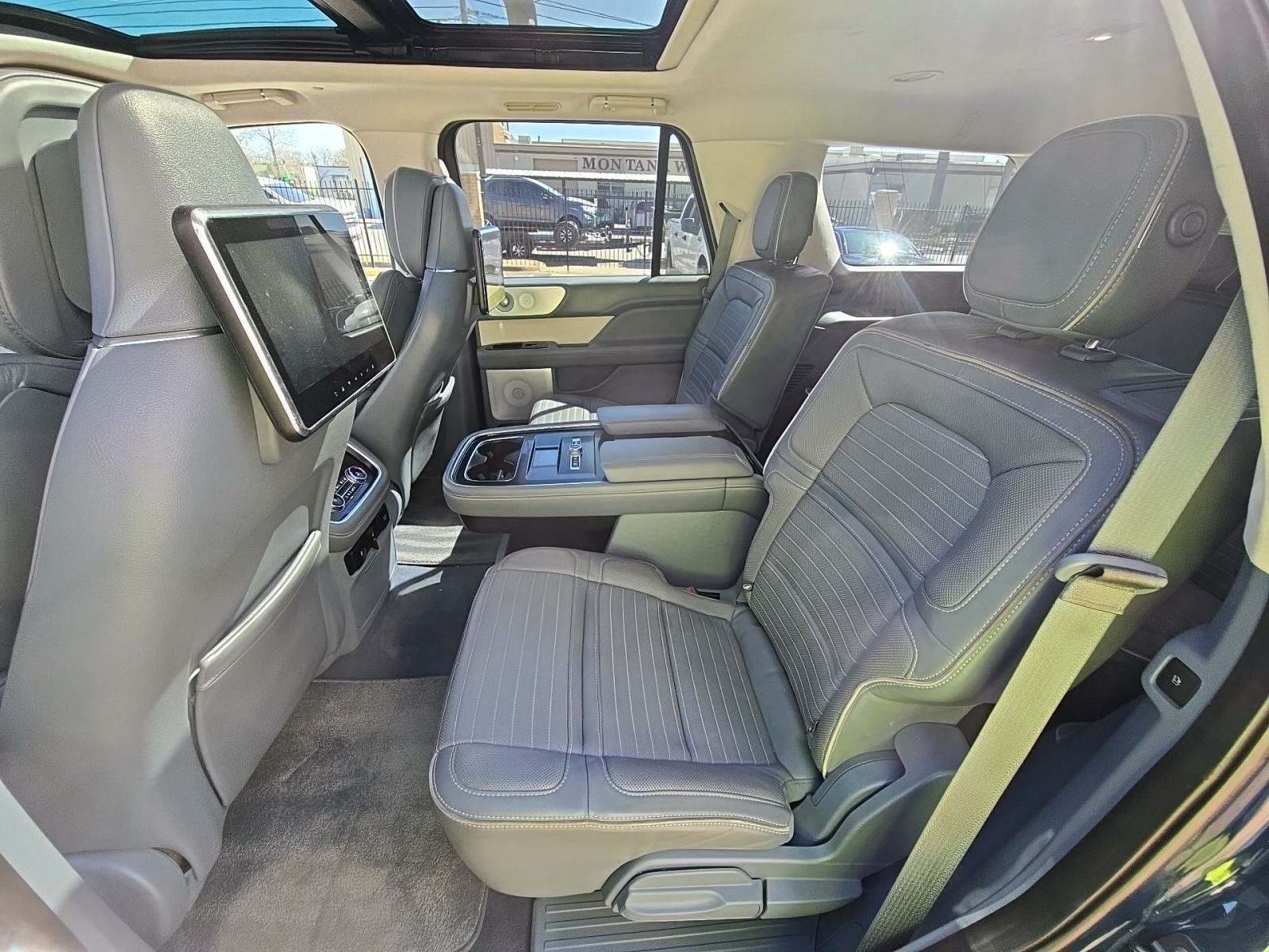 2018 Lincoln Navigator Black Label AWD