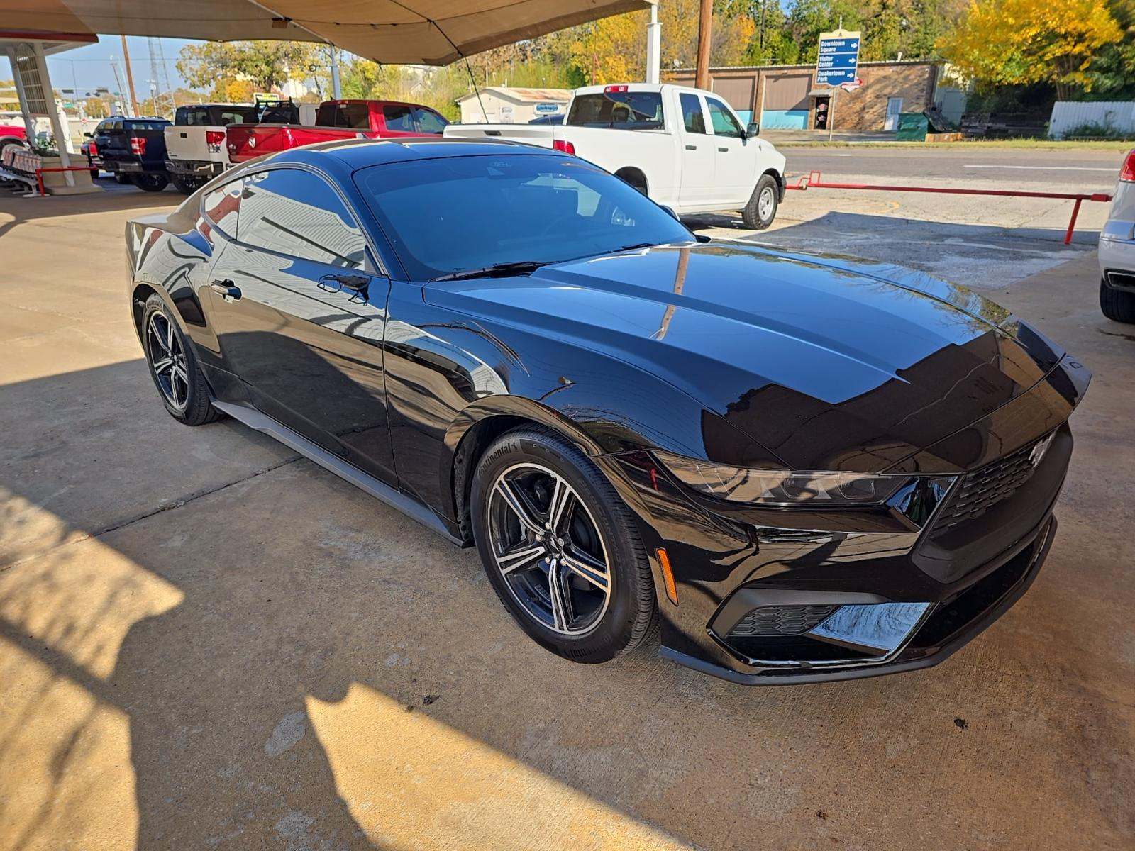 2025 Ford Mustang EcoBoost RWD