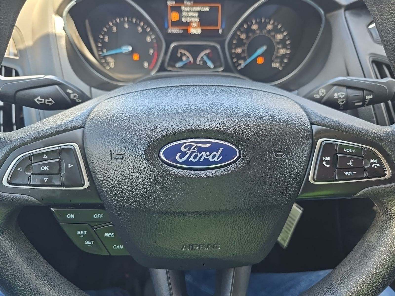 2017 Ford Focus SE FWD