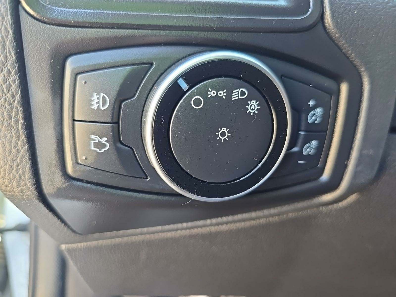 2017 Ford Focus SE FWD