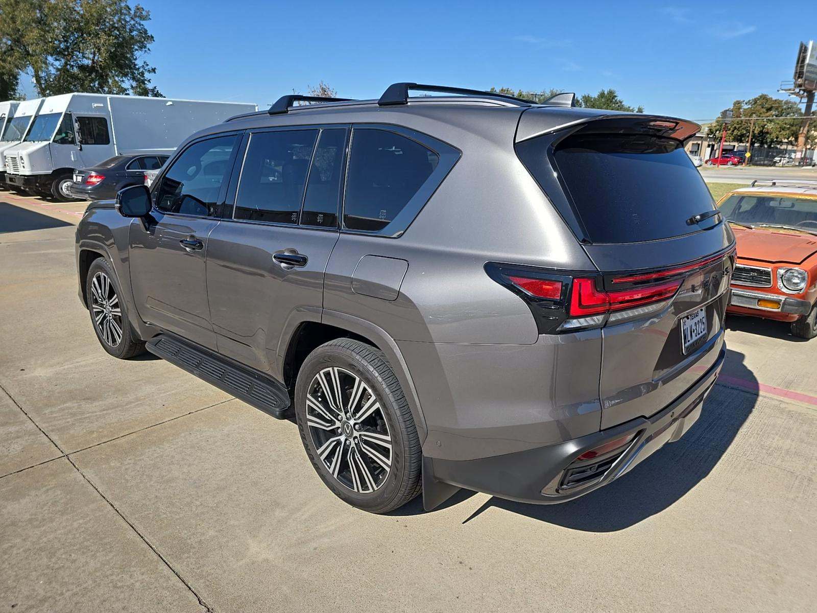 2025 Lexus LX LX 700h Luxury AWD