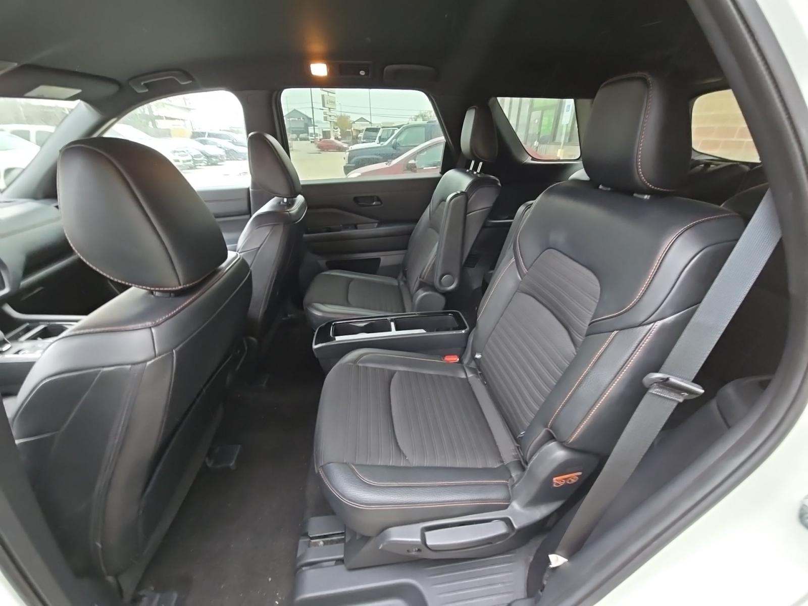 2024 Nissan Pathfinder Rock Creek AWD