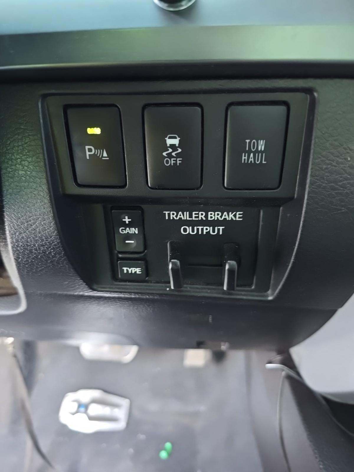 2016 Toyota Tundra Platinum AWD