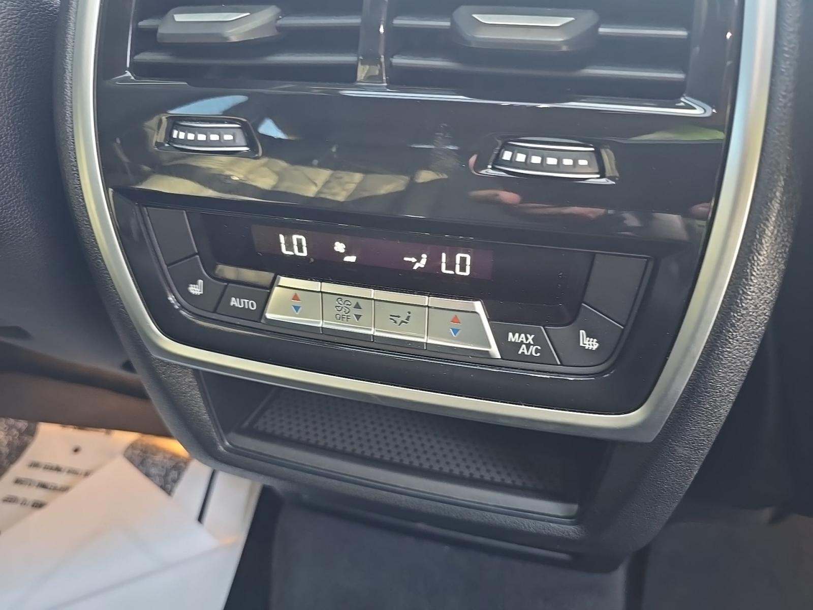 2023 BMW X6 xDrive40i AWD