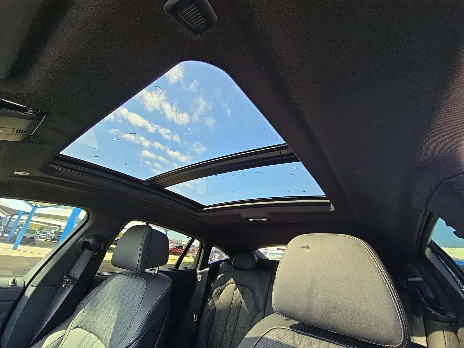 2023 BMW X6 xDrive40i AWD