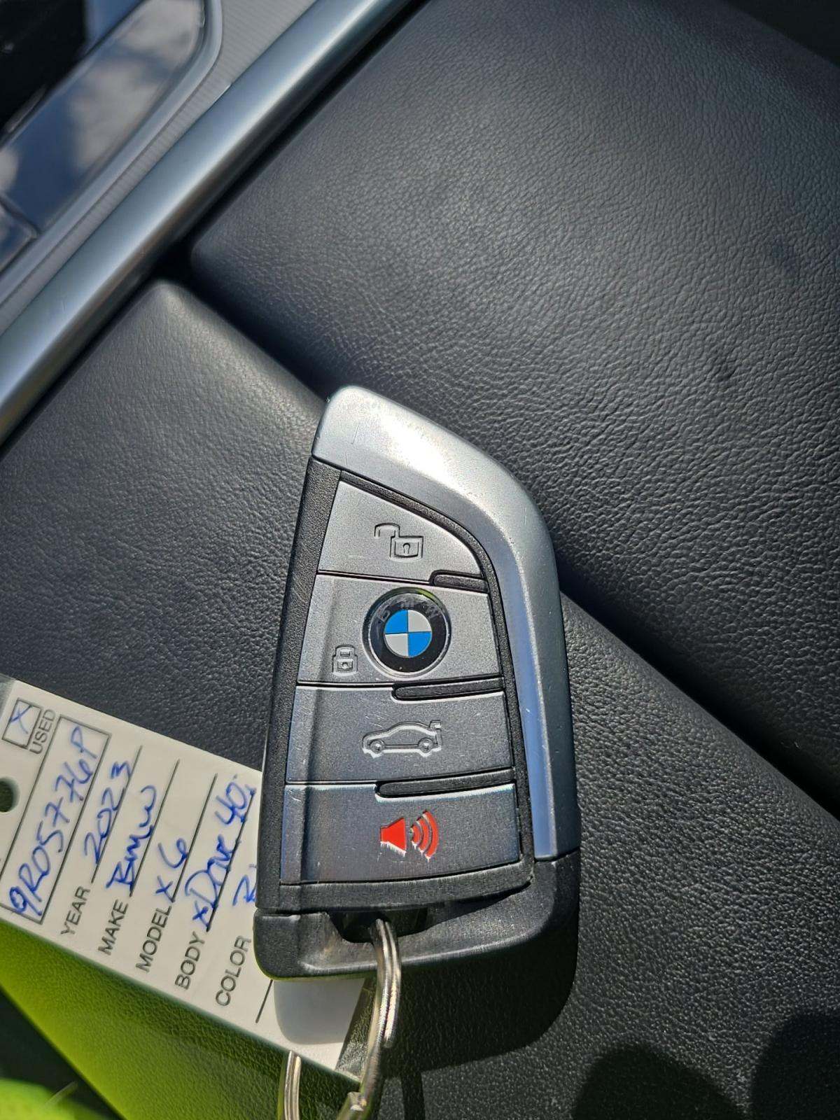 2023 BMW X6 xDrive40i AWD