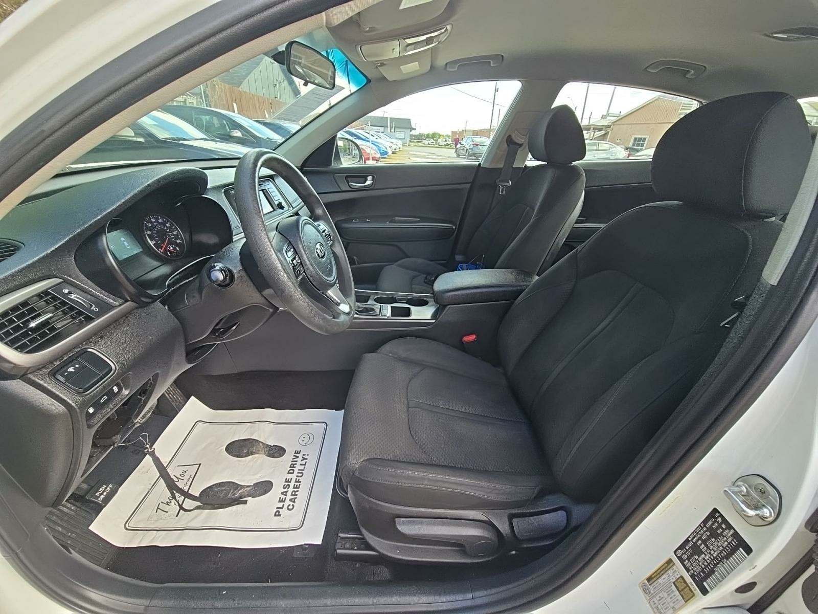 2017 Kia Optima LX FWD