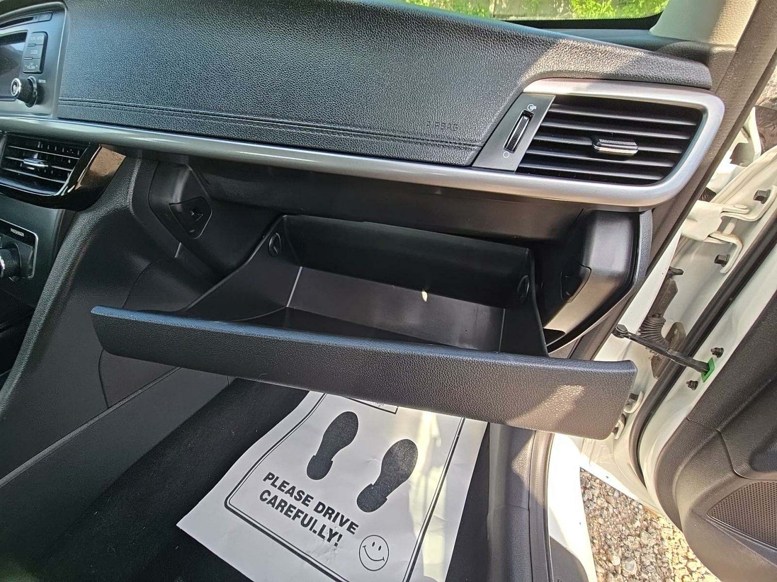 2017 Kia Optima LX FWD