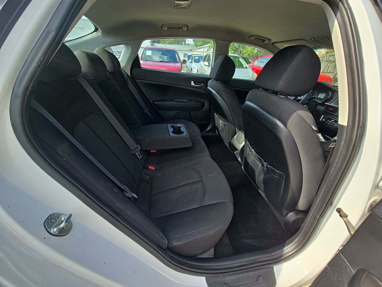 2017 Kia Optima LX FWD