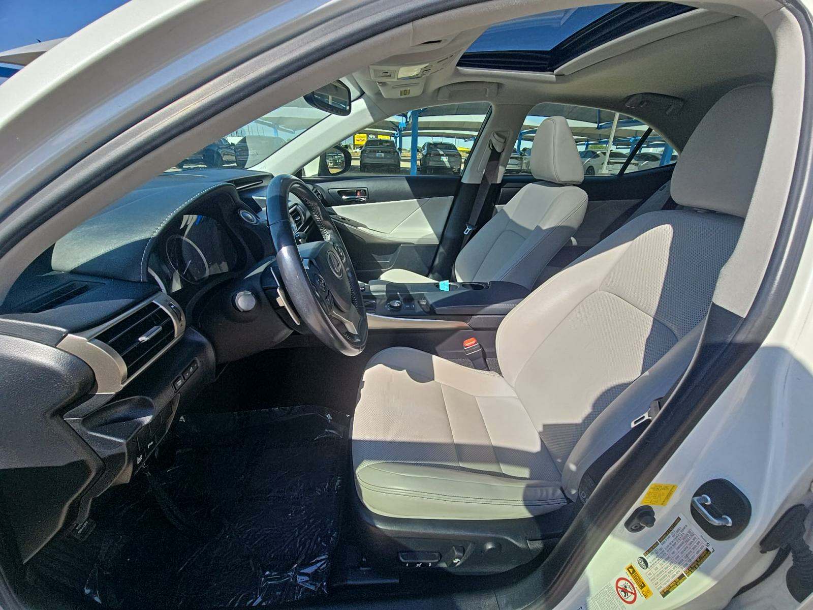 2015 Lexus IS IS 250 RWD