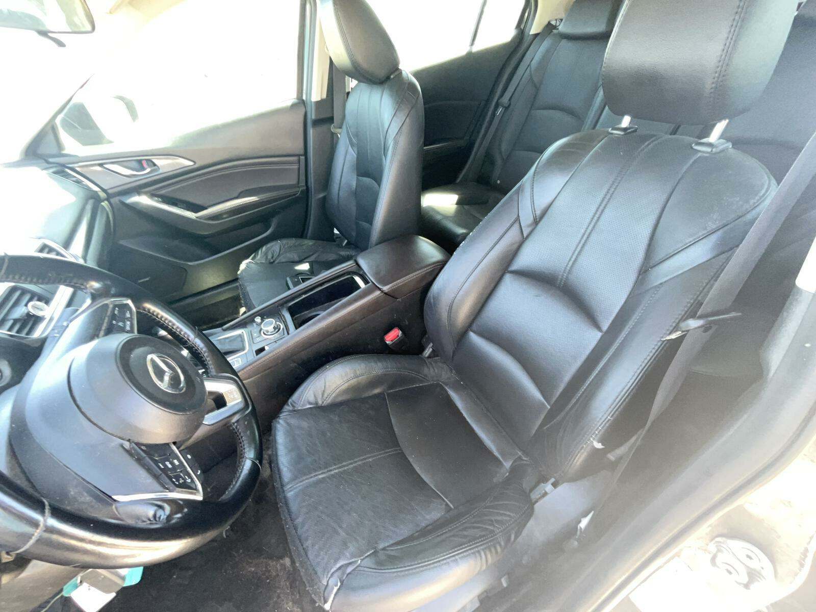 2018 MAZDA MAZDA3 Grand Touring FWD