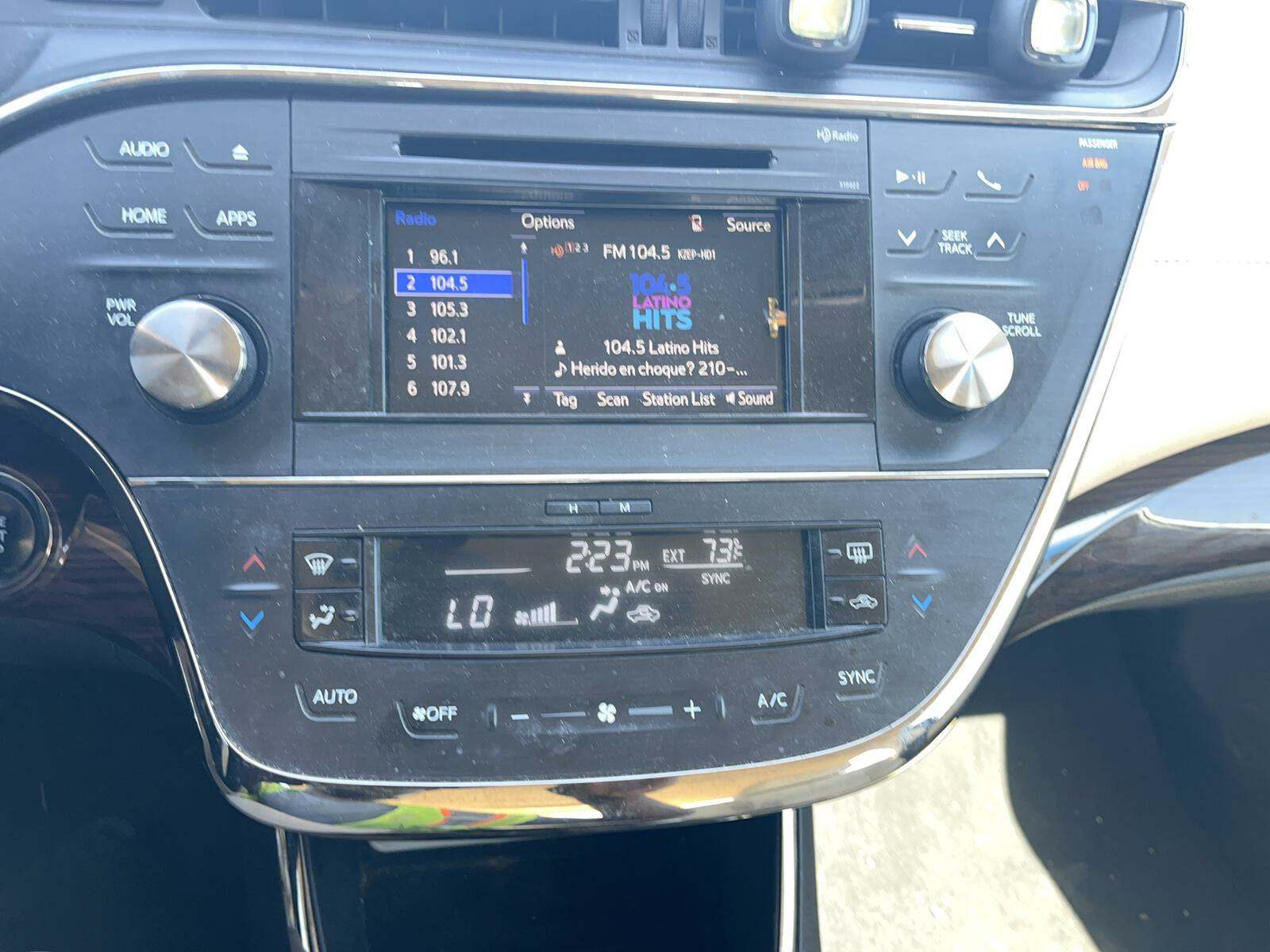 2015 Toyota Avalon XLE FWD