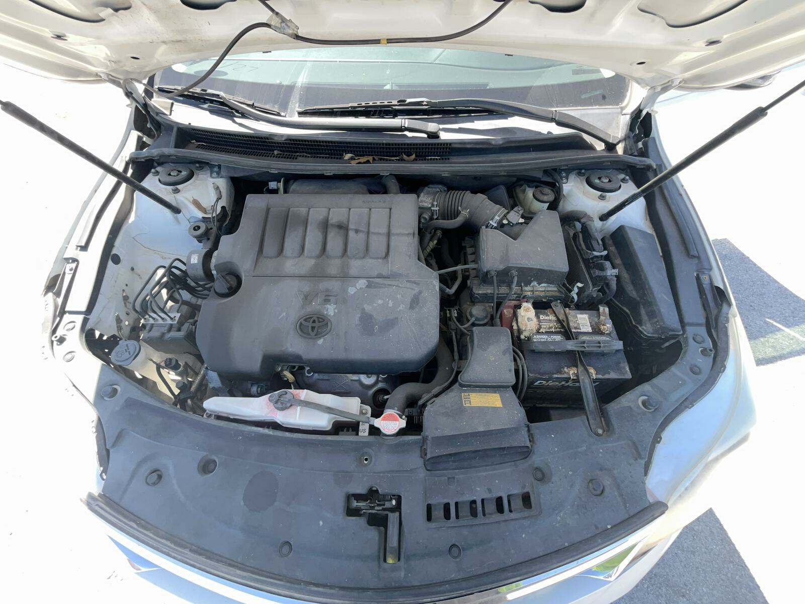 2015 Toyota Avalon XLE FWD