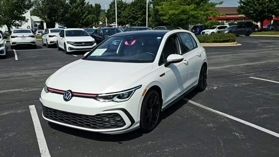 2023 Volkswagen Golf GTI SE Hatchback