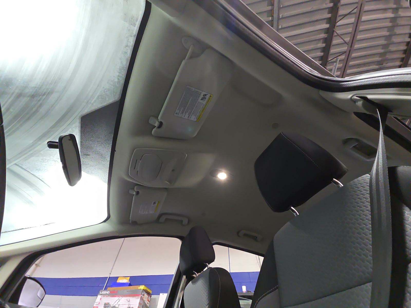 2017 Ford C-MAX Hybrid SE FWD