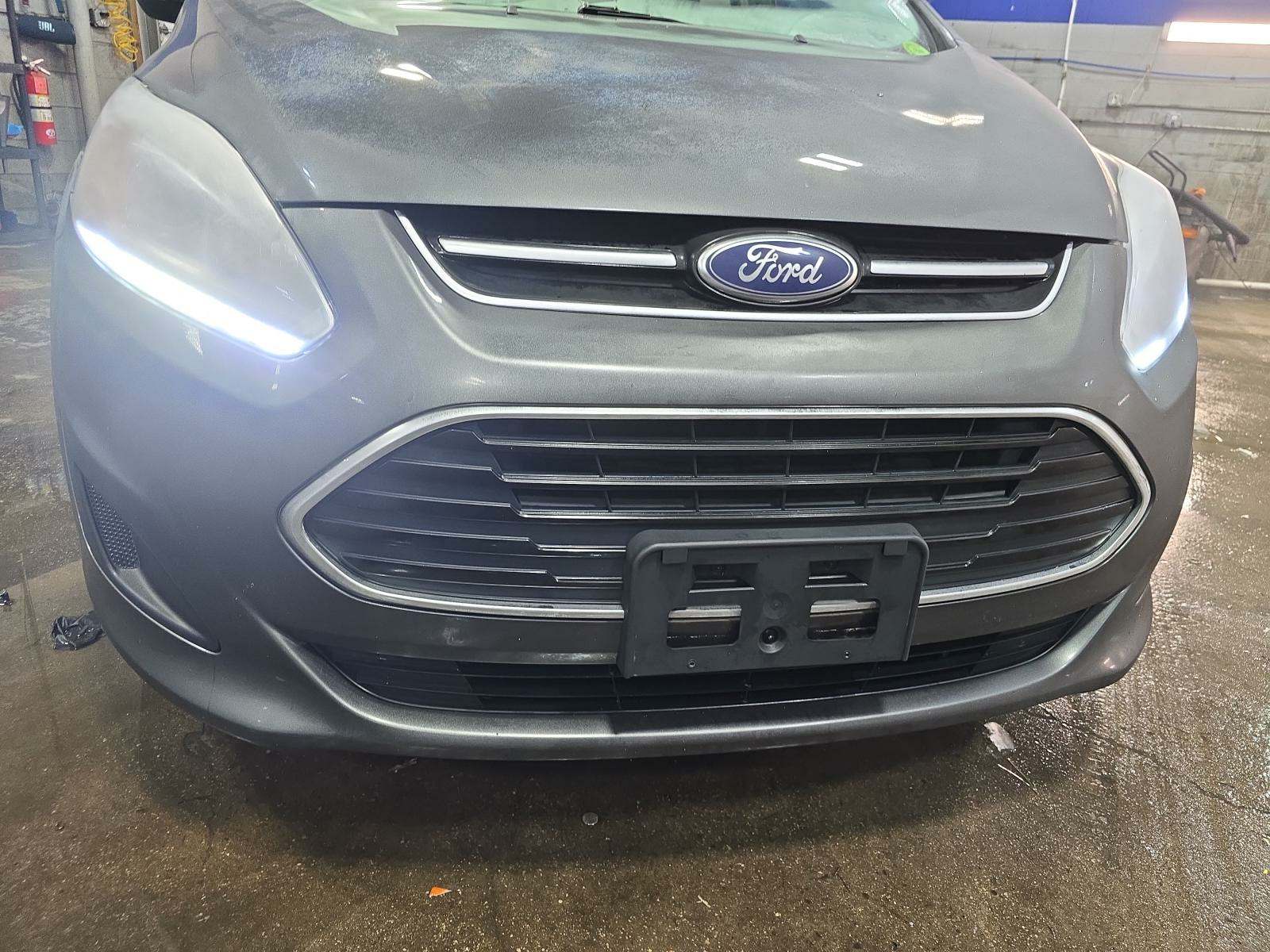 2017 Ford C-MAX Hybrid SE FWD