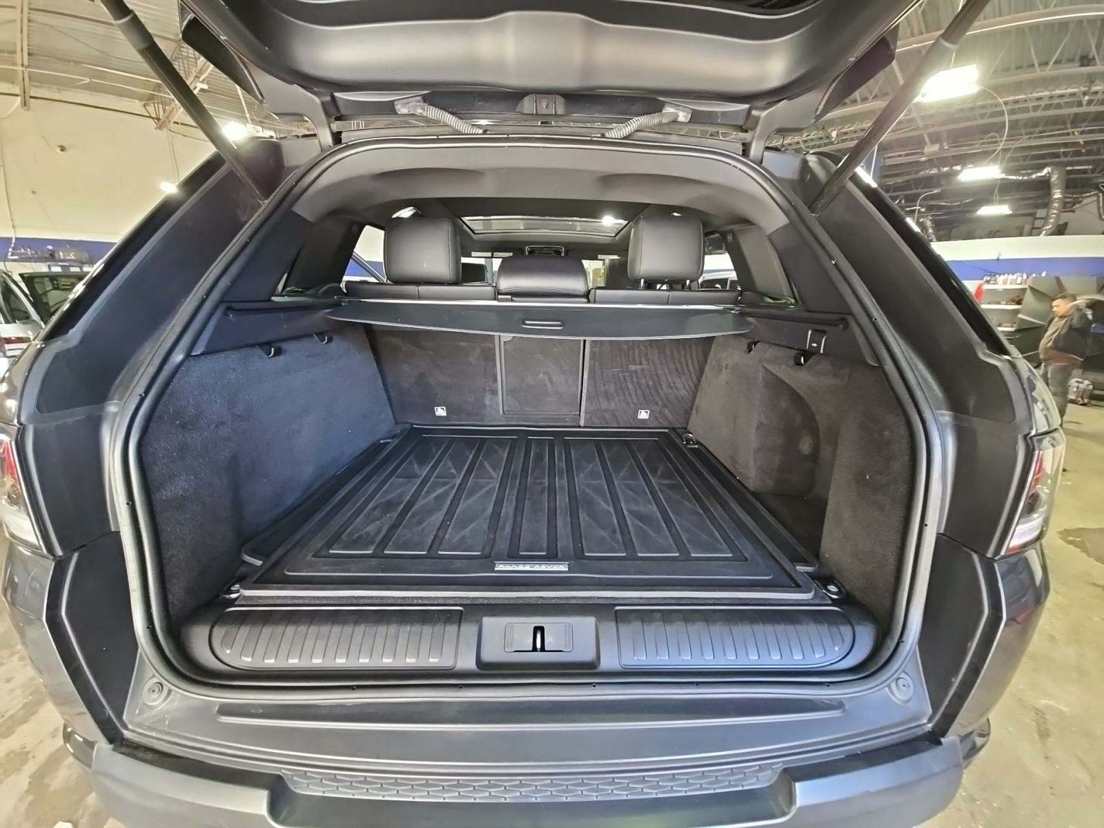 2017 Land Rover Range Rover Sport HSE Dynamic AWD