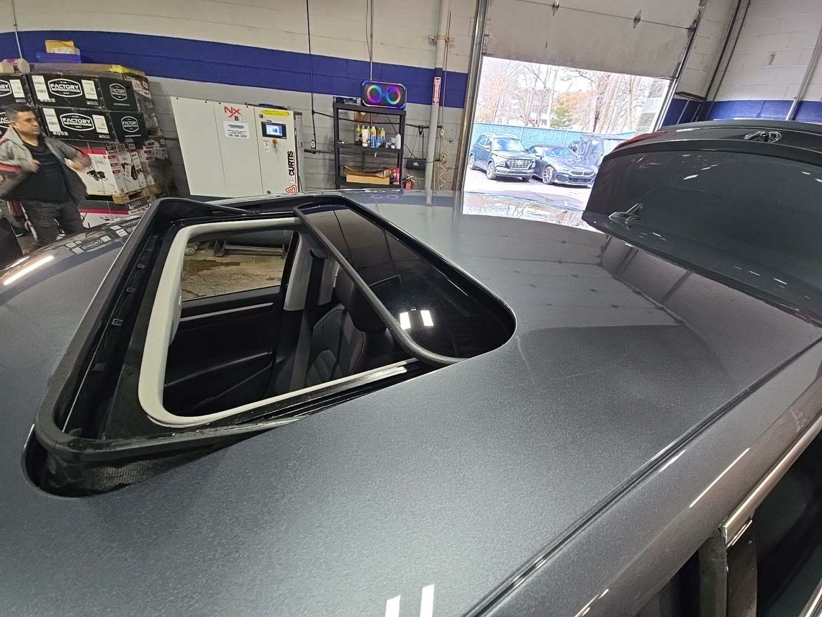 2018 Volkswagen Passat 2.0T SEL Premium FWD