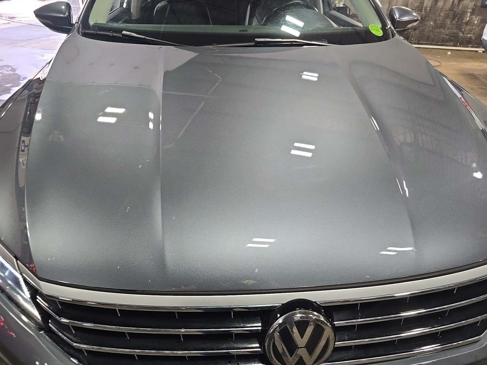2018 Volkswagen Passat 2.0T SEL Premium FWD